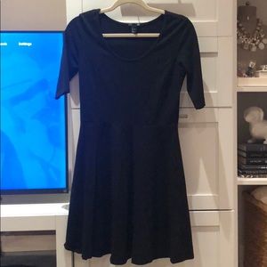 Fit and flare quarter sleeve dress